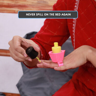 Silicon Nail Polish Bottle Holder Buy 1 Get 1 Free (2NPS)