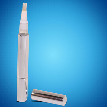 Teeth Whitening & Stain Remover Pen